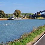 Δωμάτια σε οικογενειακή κατοικία Smc