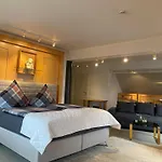 Smc Δωμάτια σε οικογενειακή κατοικία *