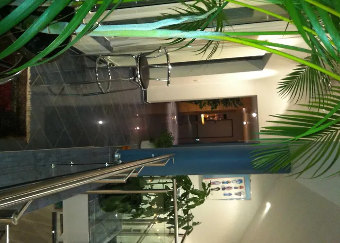 Smc בית אירוח *